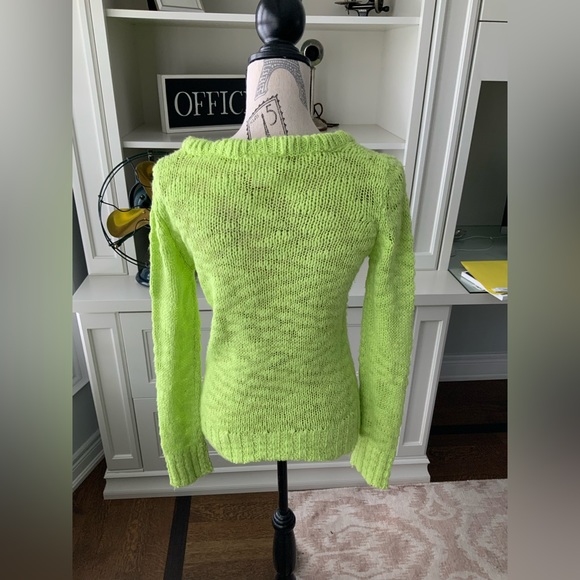 Y2K SANRIO HELLO KITTY Bright Green Graphic Knitted Women’s sweater SZ Medium - Picture 7 of 10